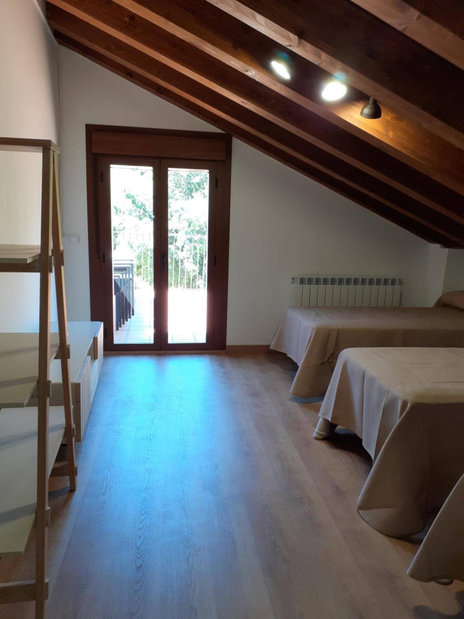 Apartament Casa Binuales Pedruel Zewnętrze zdjęcie